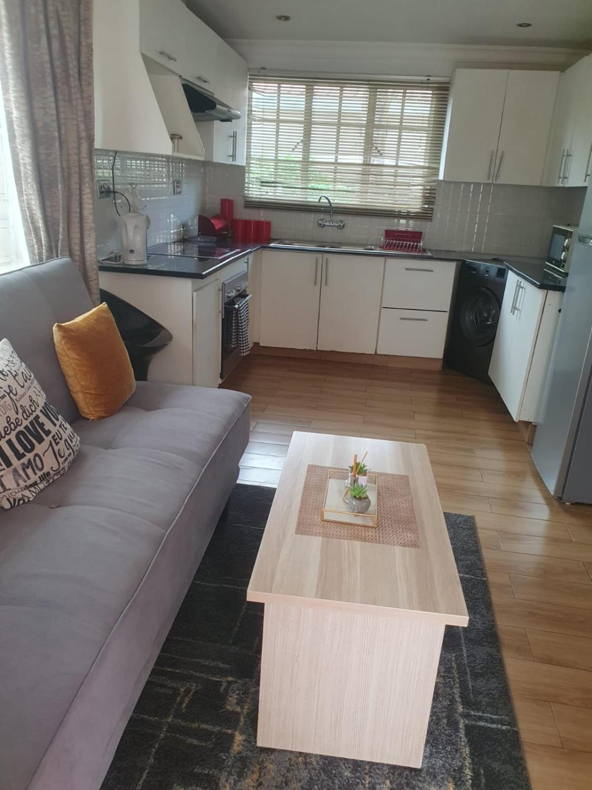 Crystal Apartments Lilongwe Dış mekan fotoğraf