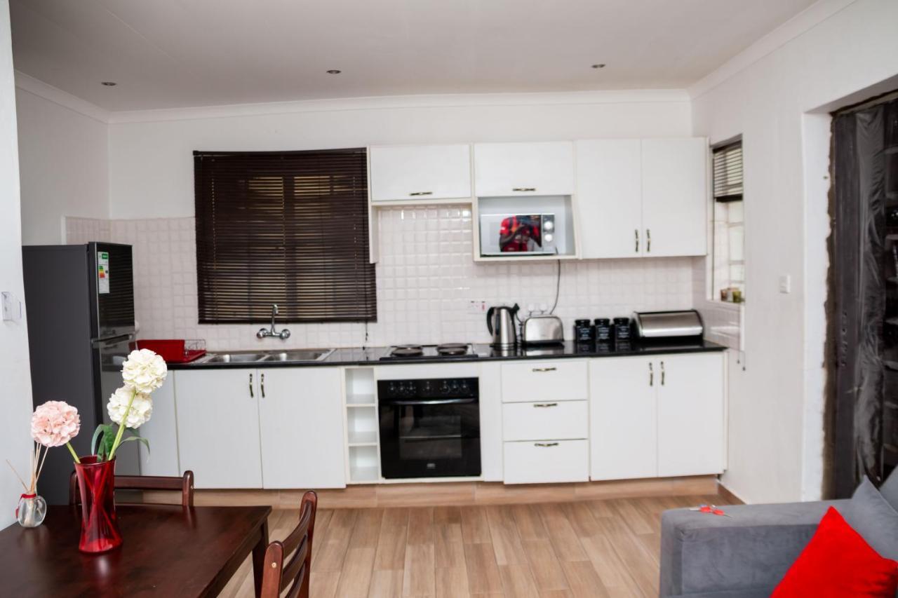 Crystal Apartments Lilongwe Dış mekan fotoğraf